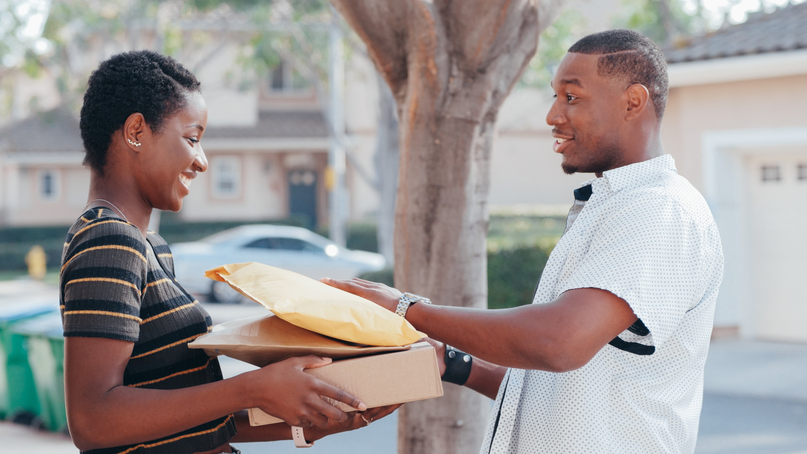 Man deliivering parcels